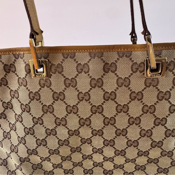 Authentic Gucci Tote Bag GG Canvas Brown. Medium. Italy - Picture 7 of 11